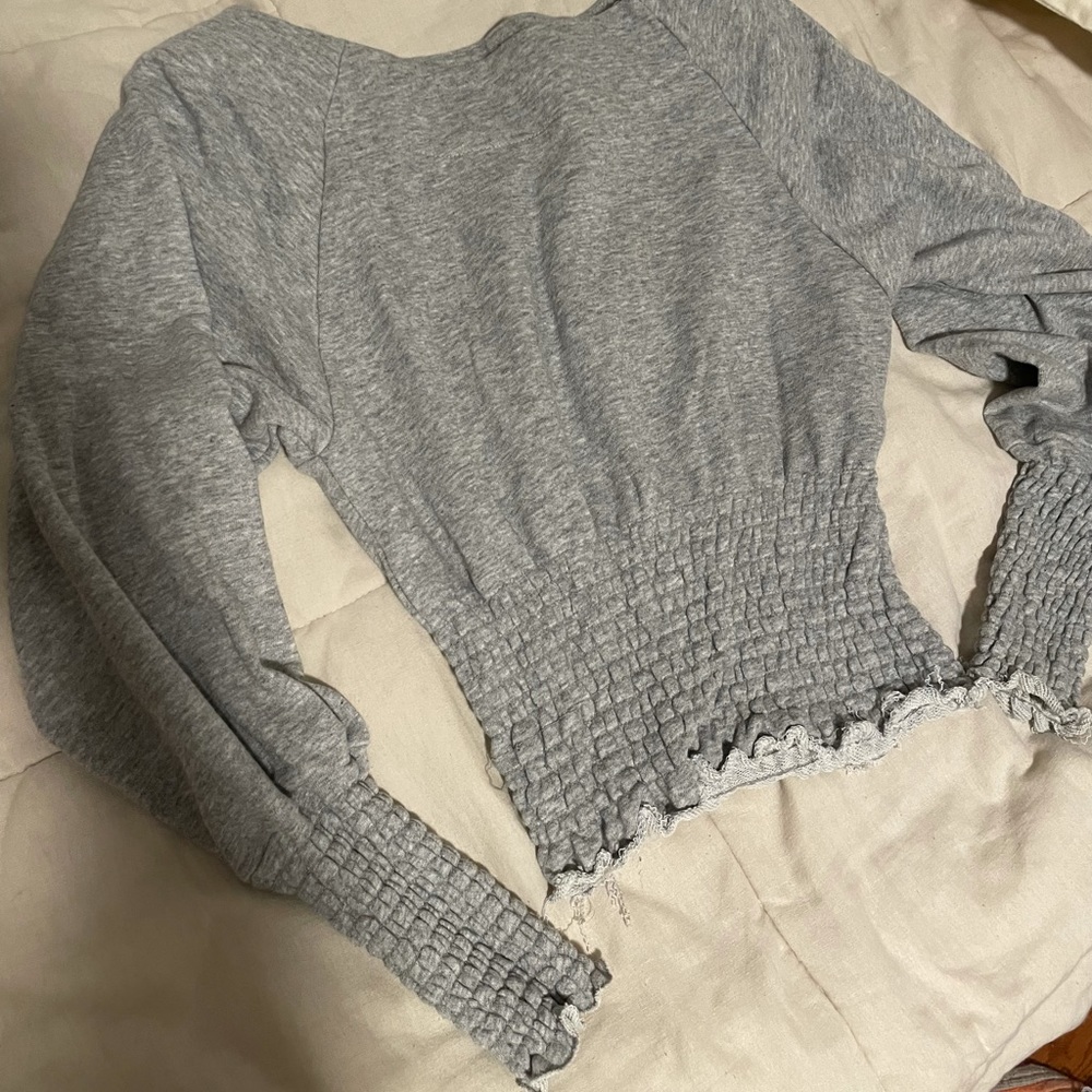 Runched sweat top